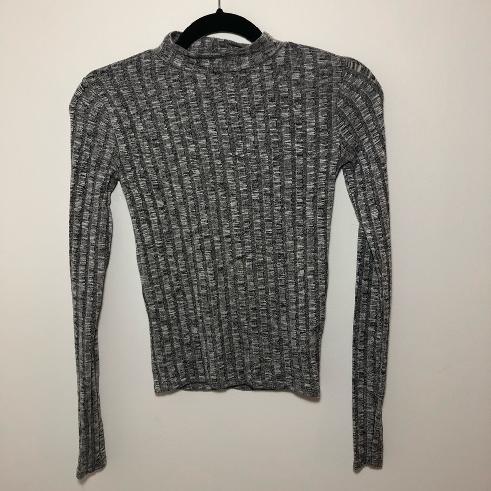 High Neck Ribbed Long Steve Top